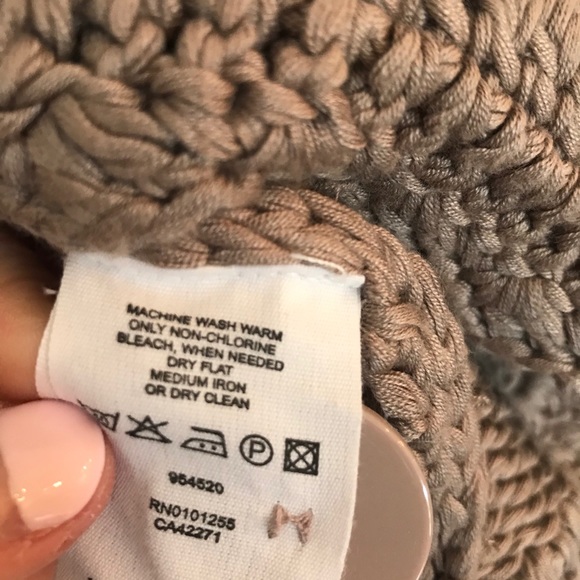 H&M Chunky Knit Sweater Cardigan Size Large - Picture 10 of 10